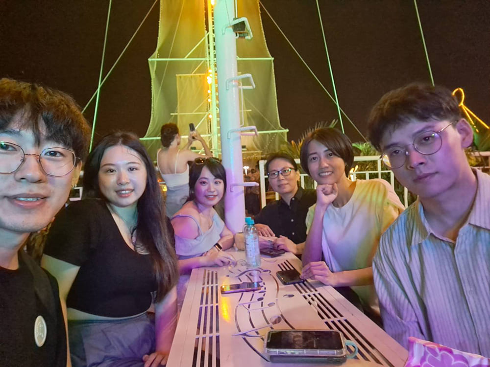 在 Indochina Queen Boat 的遊艇晚宴既愜意又能徹底感受這個海島城市的風情。